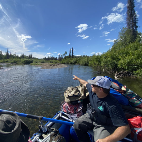 Float trip raft pointing